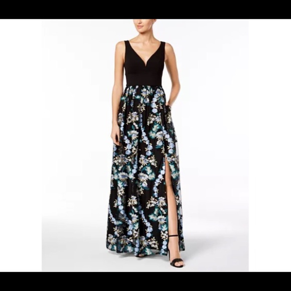 NWT Adrianna Papell Embroidered Mesh Gown